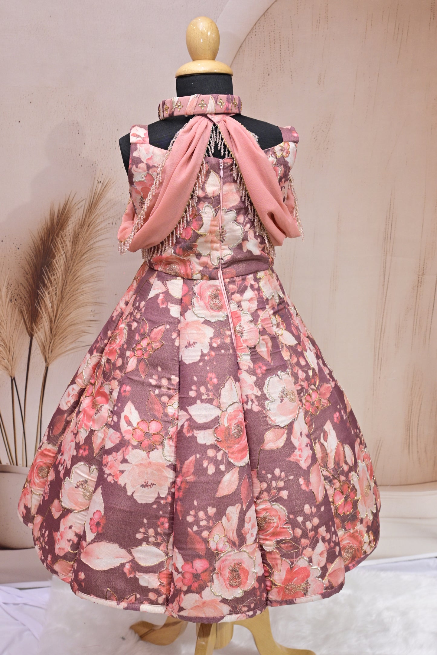 Elegant Kids’ Ball Gown – Perfect for Special Occasions