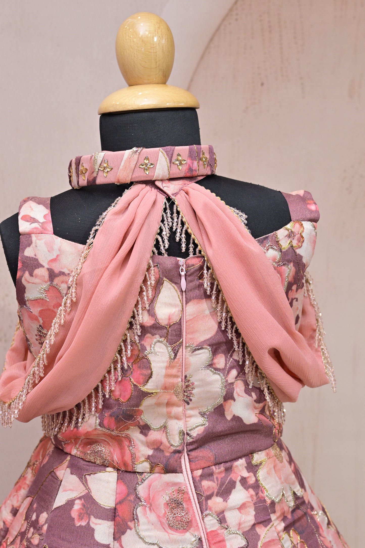 Elegant Kids’ Ball Gown – Perfect for Special Occasions