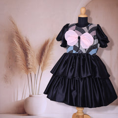 Pre-ordered Midnight Bow Luxe Dress – Bold Elegance with a Whimsical Touch”