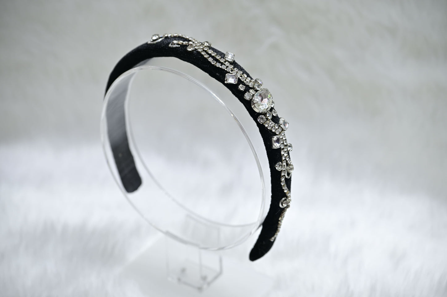 Black Crystal & Pearl Hair Band – Elegant Headband for Girls