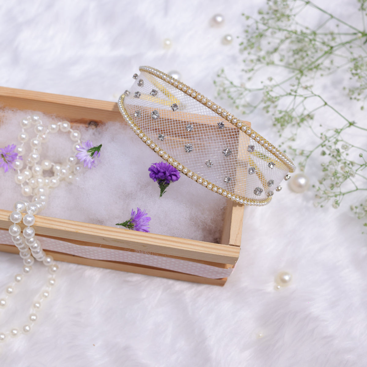 Pearl and rehinestone embellished hairband