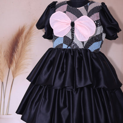Pre-ordered Midnight Bow Luxe Dress – Bold Elegance with a Whimsical Touch”